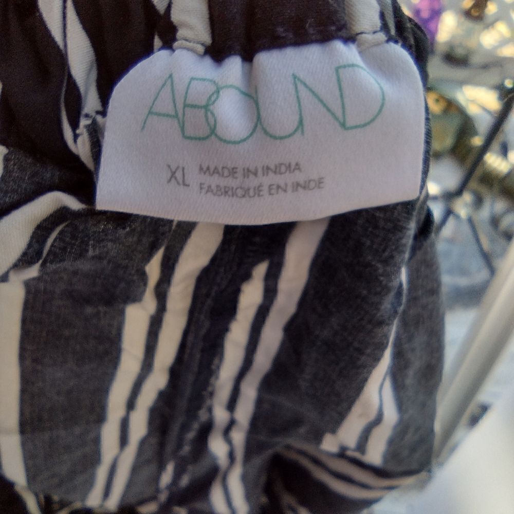 Abound shorts - Picture 7 of 7